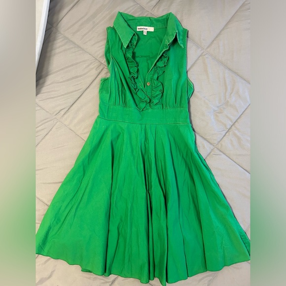 Green Collared Retro Dress - Picture 2 of 3